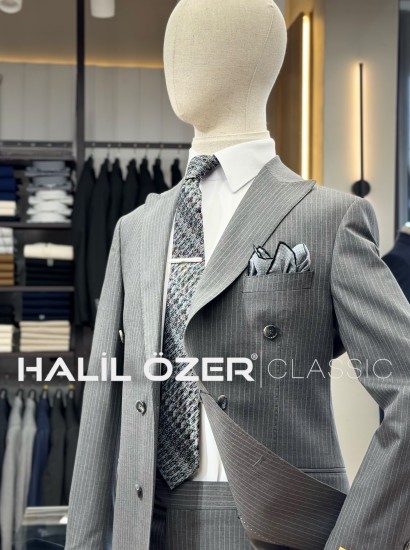 %88 Yün Çizgili Kruvaze Takım Elbise 