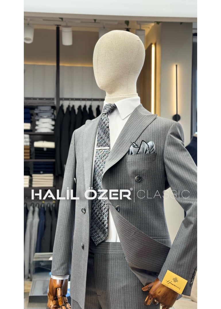 %88 Yün Çizgili Kruvaze Takım Elbise