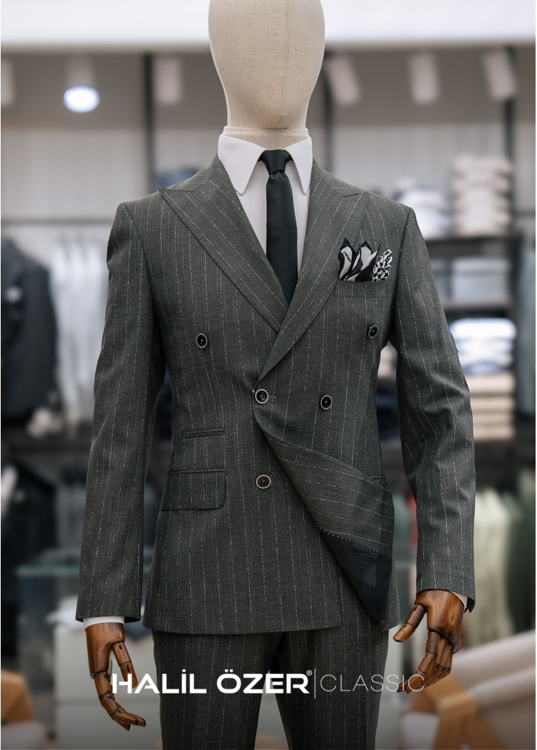 Gri Çizgili Kruvaze Takım Elbise