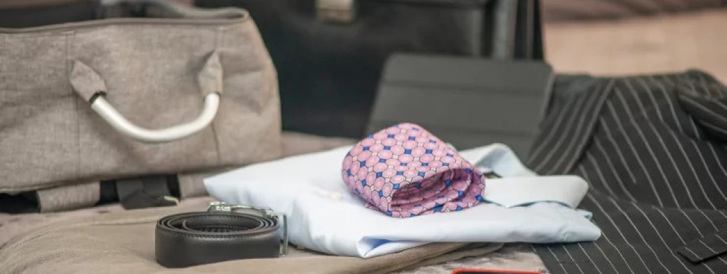 Ceket Nasıl Katlanır? Seyahatler için Pratik Rehber